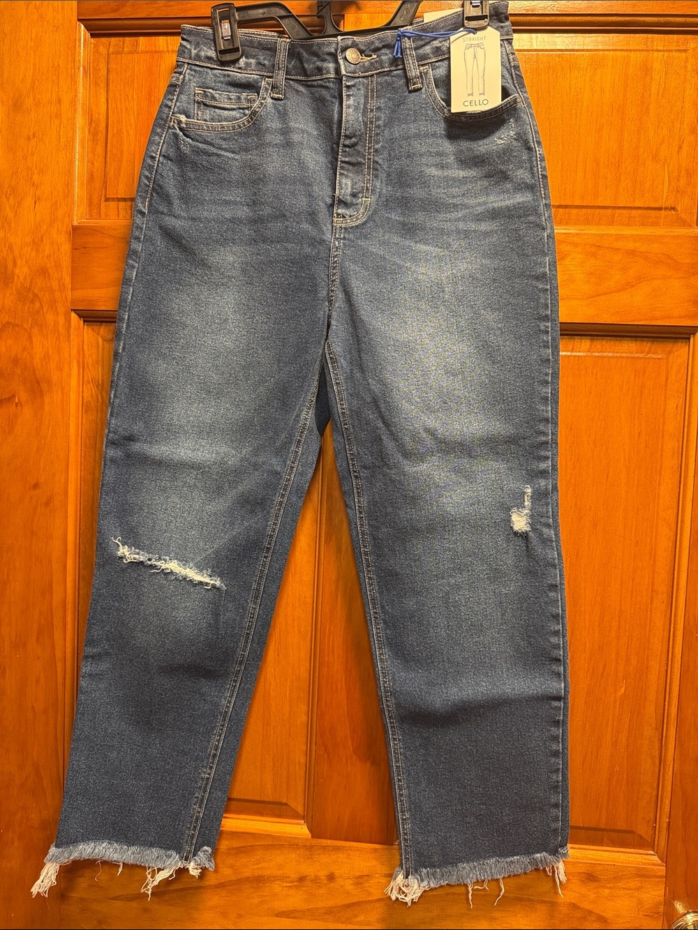 Cello Women's Medium Blue Straight-Leg Jeans with Distressed Hem